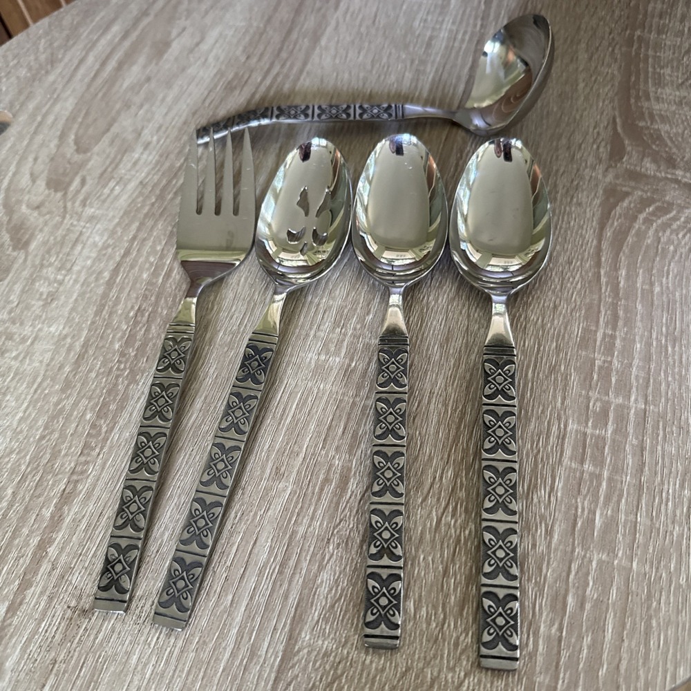 Vintage EKCO ETERNA MONTALO STAINLESS STEEL, Korea, 5 Serving Pieces